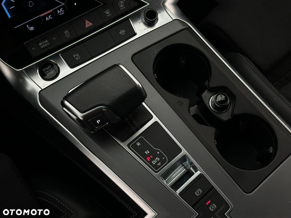 Audi A6 Allroad - 31