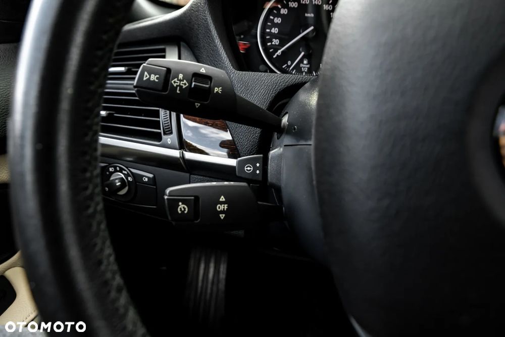 BMW X5 xDrive40d - 34