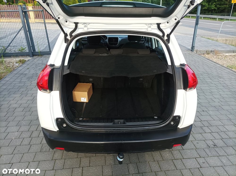 Peugeot 2008 PureTech 82 Urban Move - 9