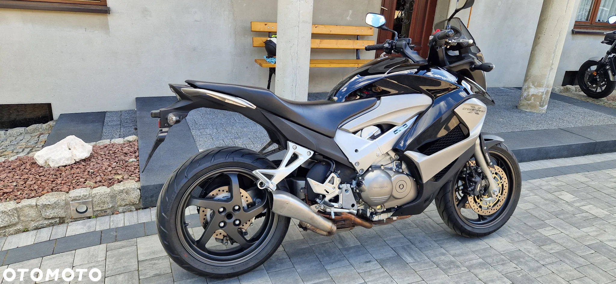 Honda VFR - 4