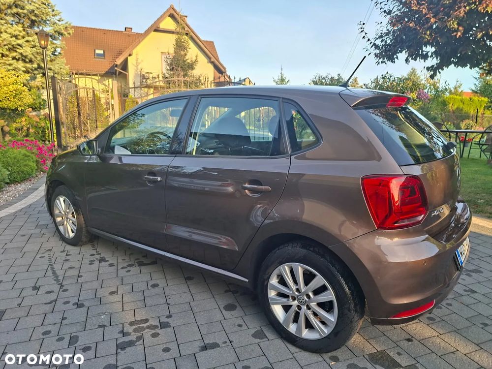 Volkswagen Polo - 2