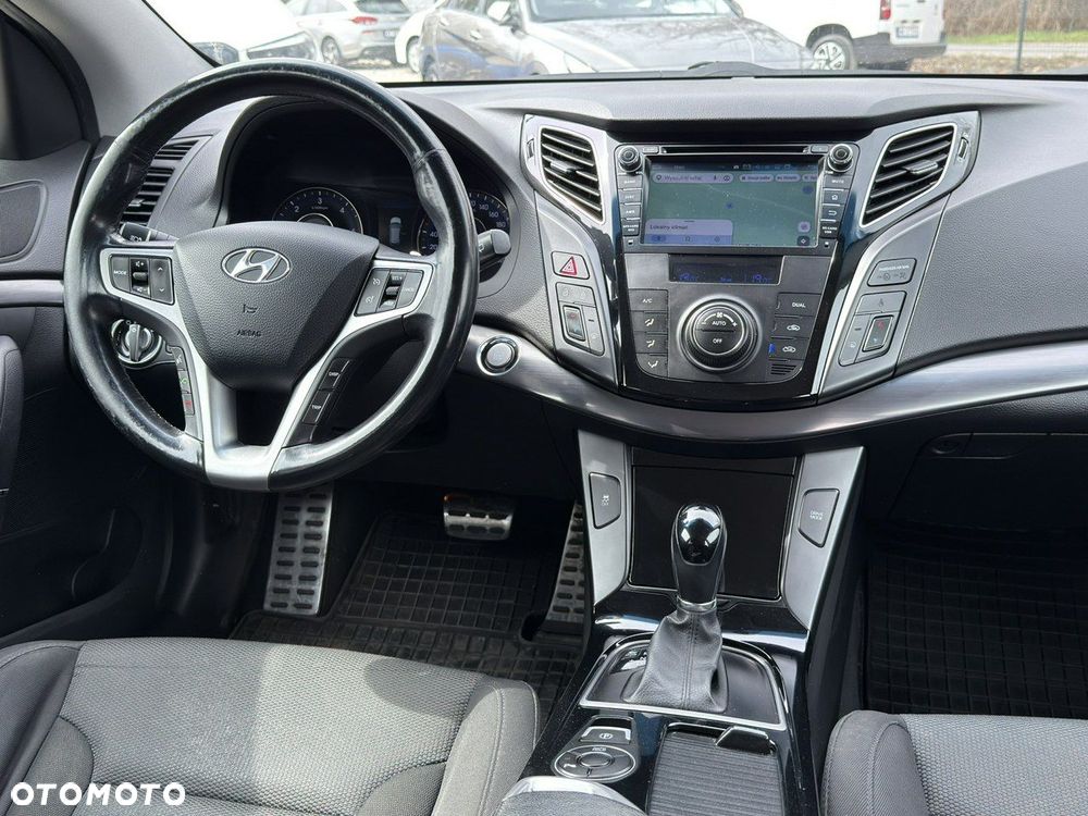 Hyundai i40 1.7 CRDi Comfort DCT - 18