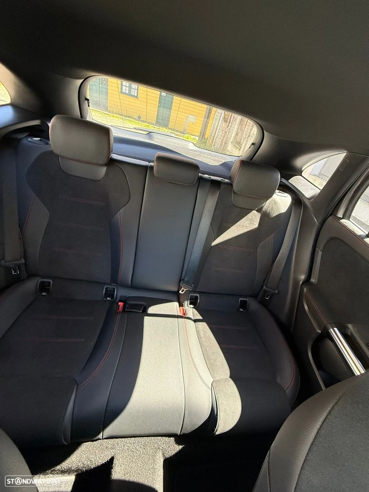 Mercedes-Benz GLA 200 AMG Line - 7