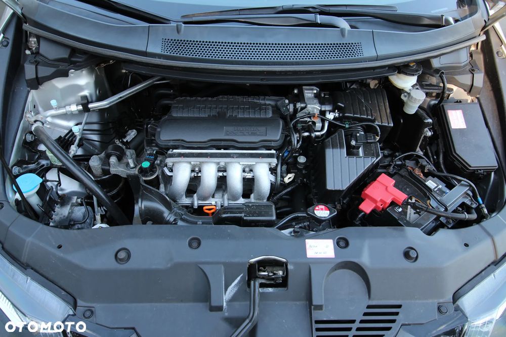Honda Civic 1.4 i-VTEC Comfort - 27