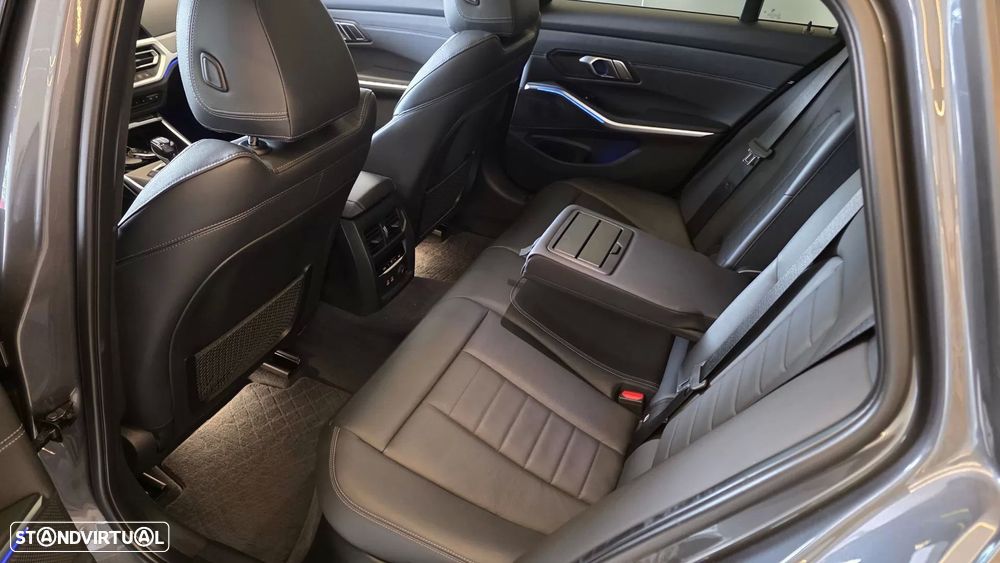 BMW 320 d Line Sport Shadow Auto - 50