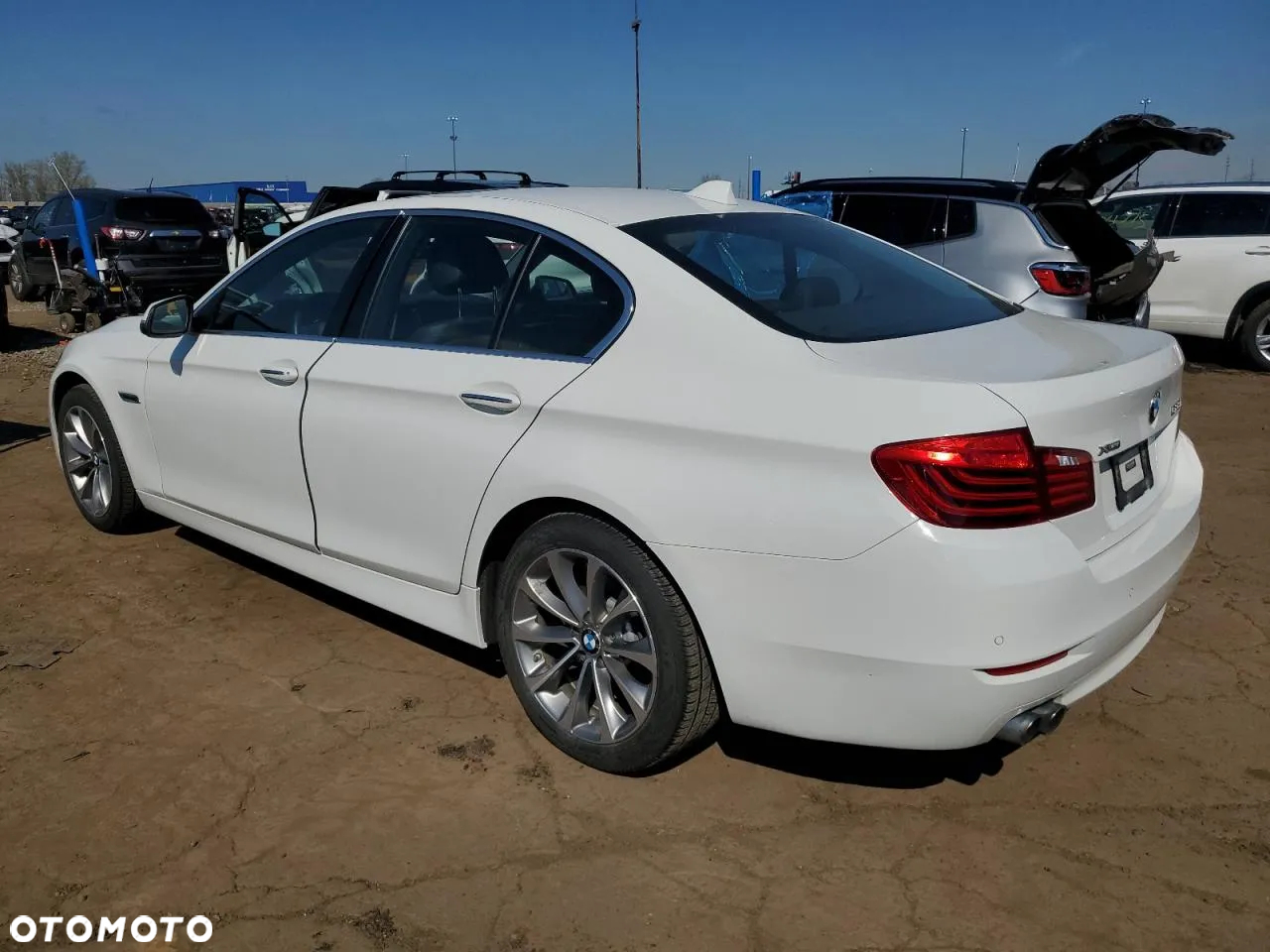 BMW Seria 5 528i - 2