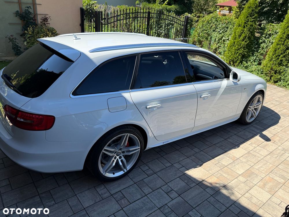Audi A4 Avant 2.0 TDI ultra sport - 3