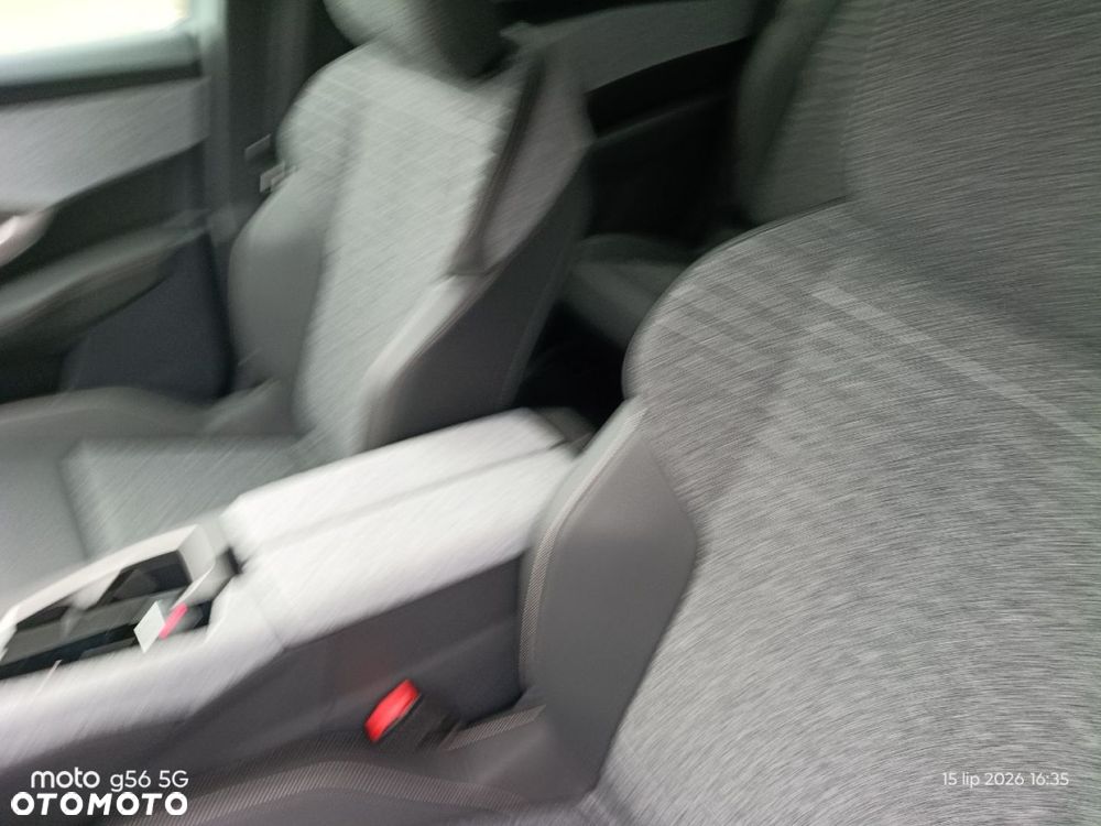 Peugeot 5008 - 11