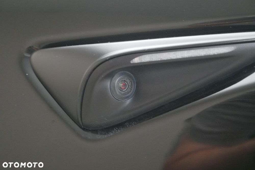 Tesla Model 3 - 20