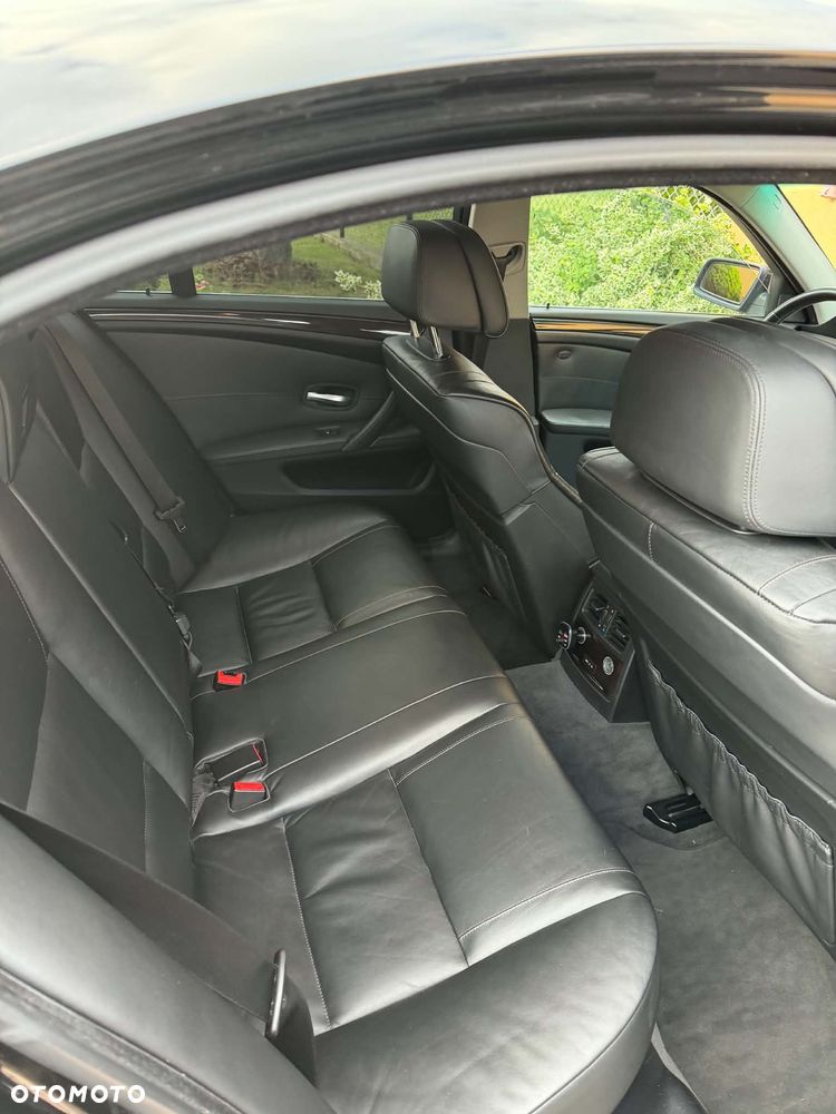 BMW Seria 5 525d Edition Exclusive - 9