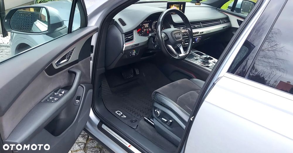 Audi Q7 3.0 TDI Quattro Tiptronic - 22