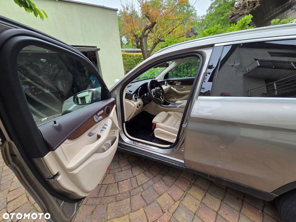 Mercedes-Benz GLC 300 de 4-Matic Business Edition - 5