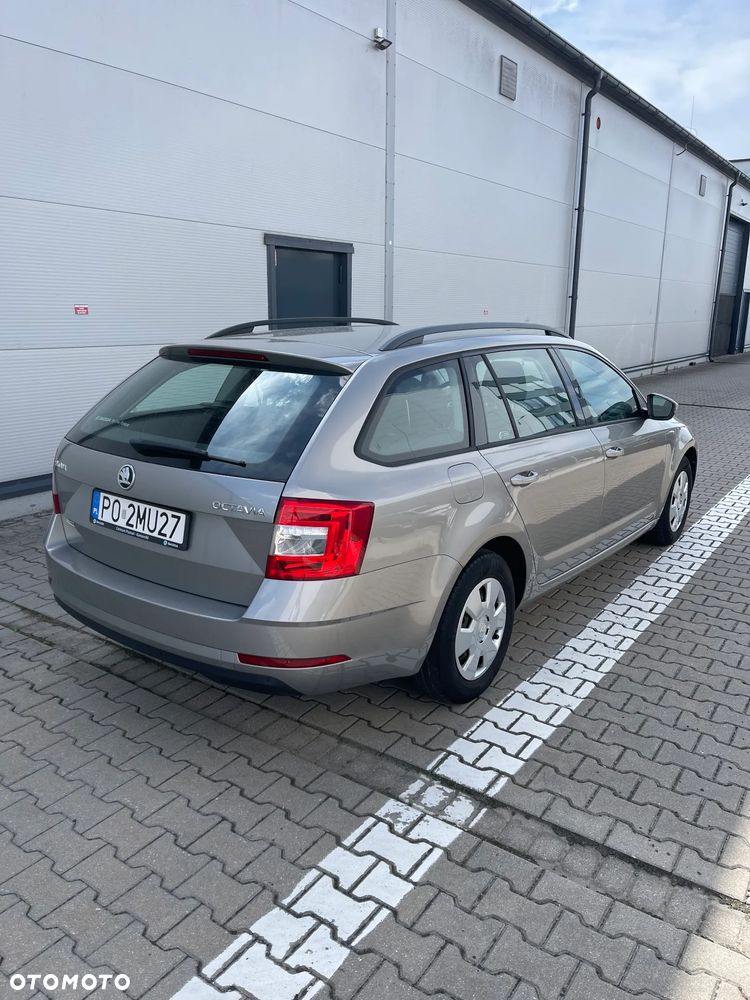 Skoda Octavia 1.6 TDI Active - 5