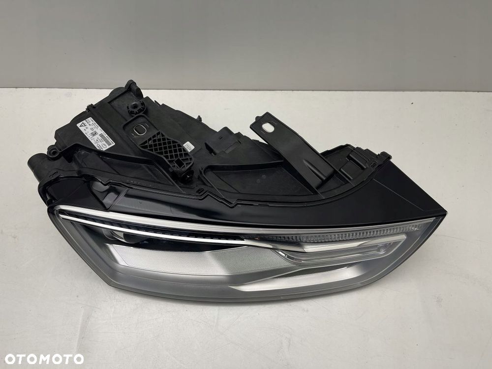 LAMPA PRZEDNIA PRAWA AUDI Q3 8U LIFT BI XENON 8U0941044C - 2