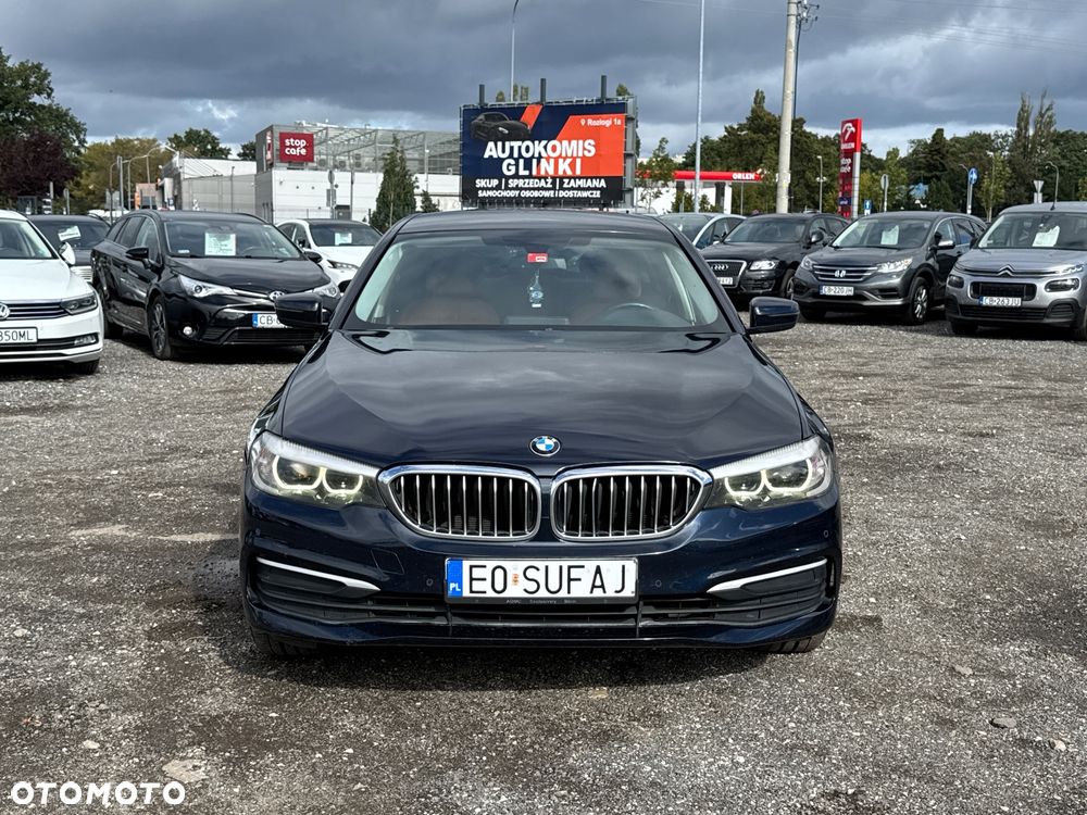 BMW Seria 5 520i Sport Line - 29