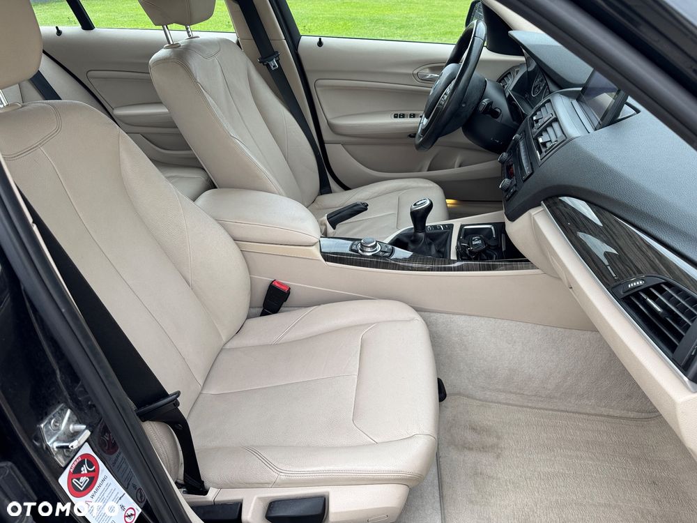 BMW Seria 1 120d - 30