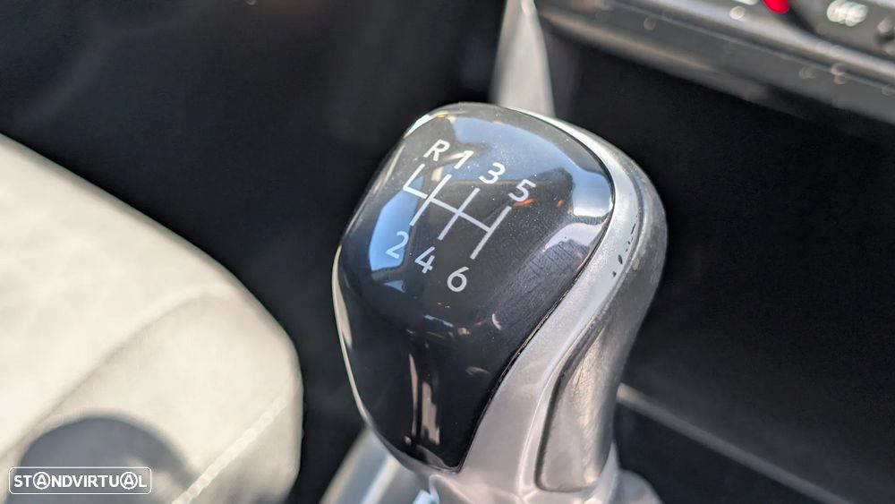 VW T-Cross 1.0 TSI Life - 14