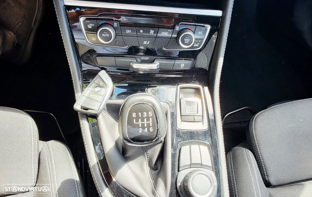 BMW 216 Active Tourer - 13
