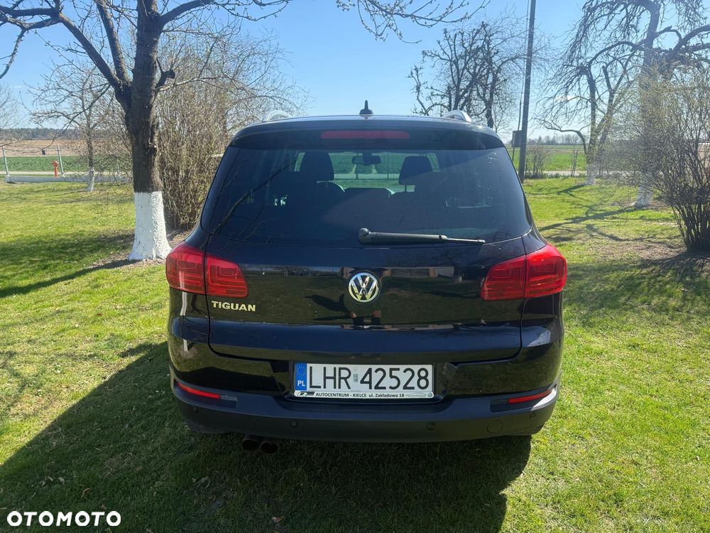 Volkswagen Tiguan 2.0 TDI DPF BlueMotion Technology Sport & Style - 4