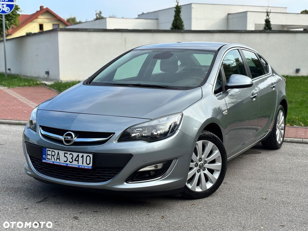 Opel Astra 1.4 ecoFLEX Cosmo - 5