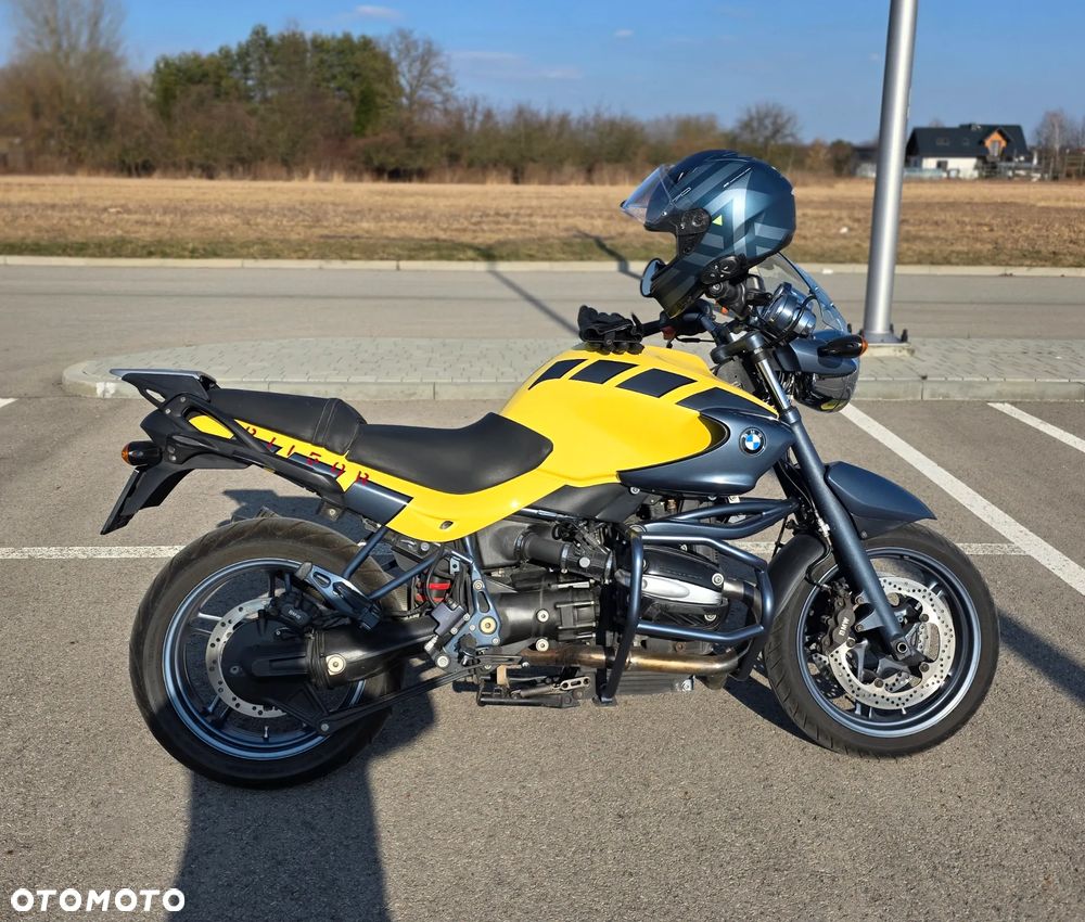 BMW R - 1