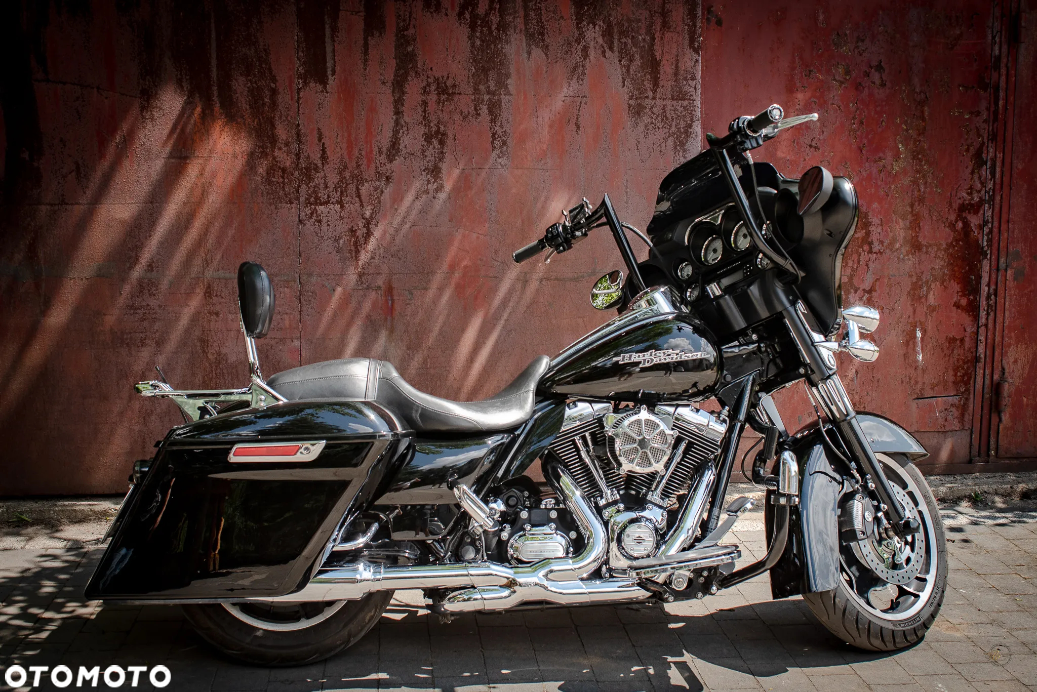 Harley-Davidson Touring Street Glide - 14