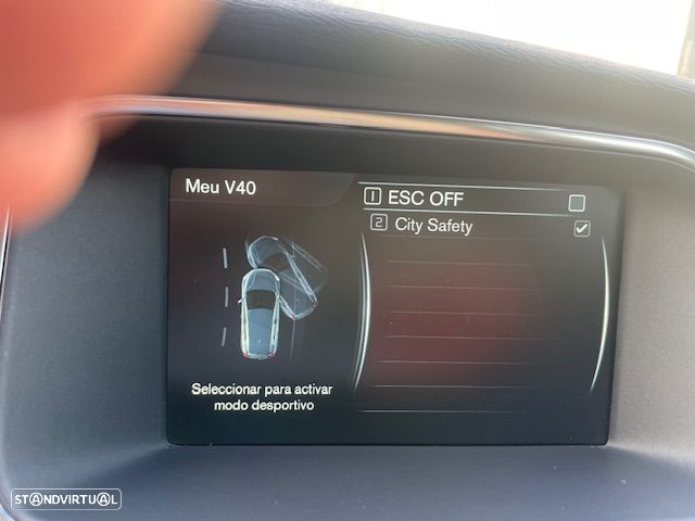 Volvo V40 1.6 D2 VOR - 35