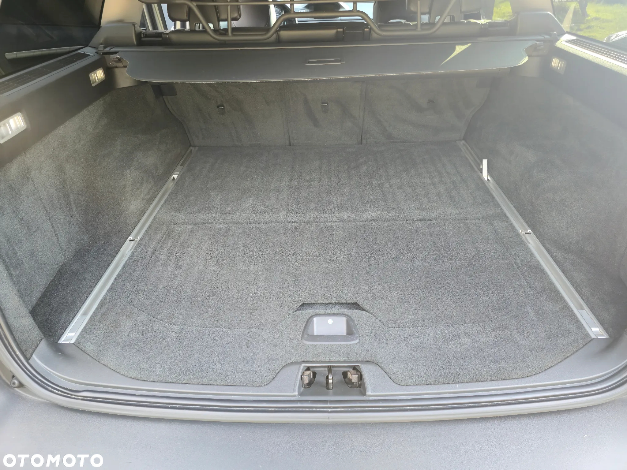 Volvo XC 70 D5 AWD Dynamic Momentum - 37