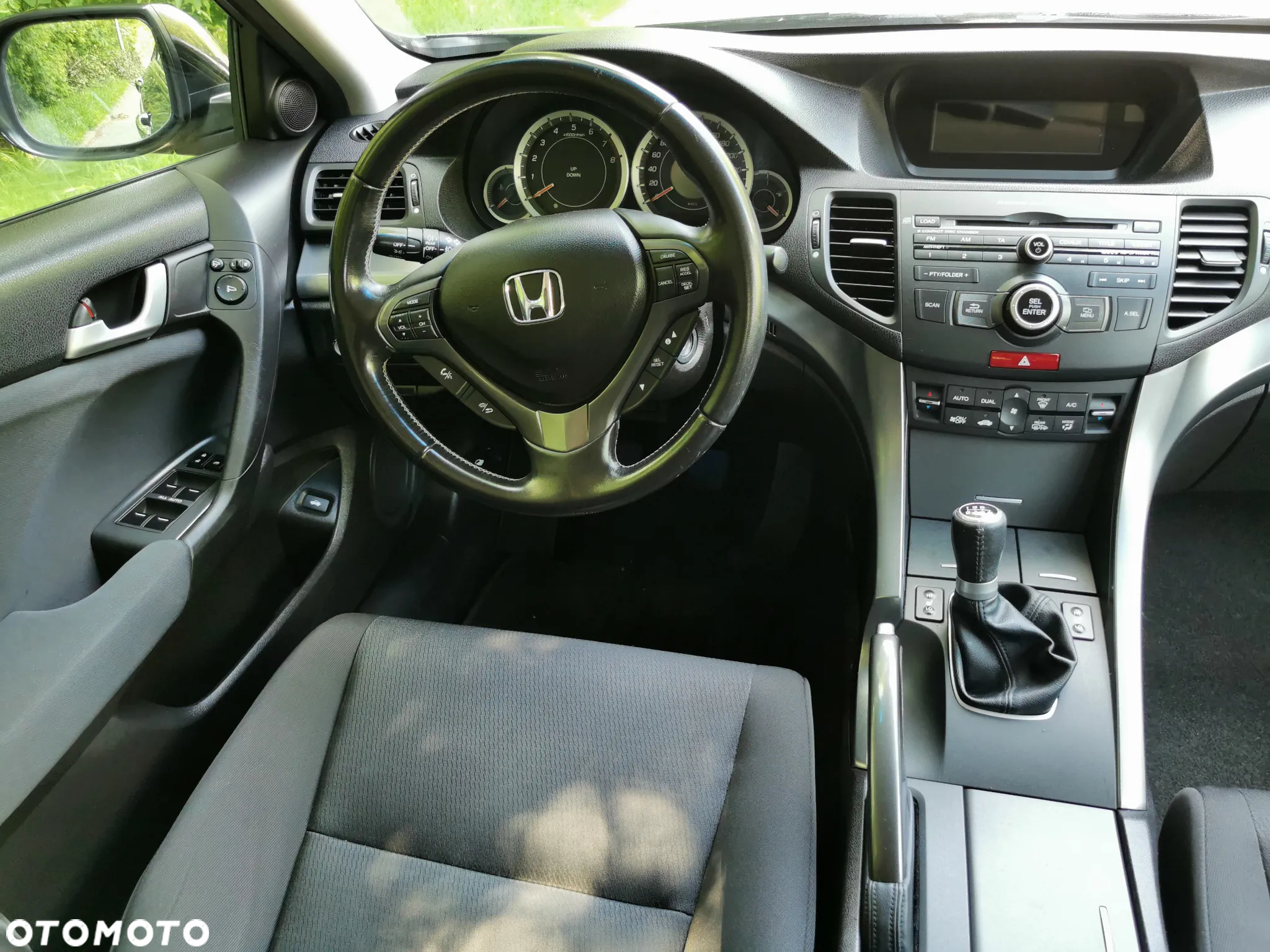 Honda Accord 2.0 Executive - 6
