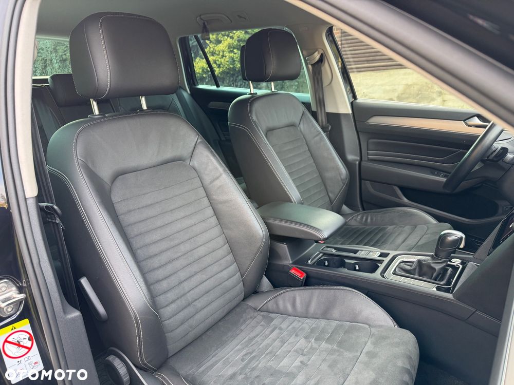 Volkswagen Passat 2.0 TDI 4Mot Elegance DSG - 19