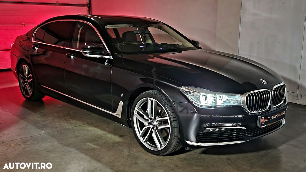 BMW Seria 7 740i - 17
