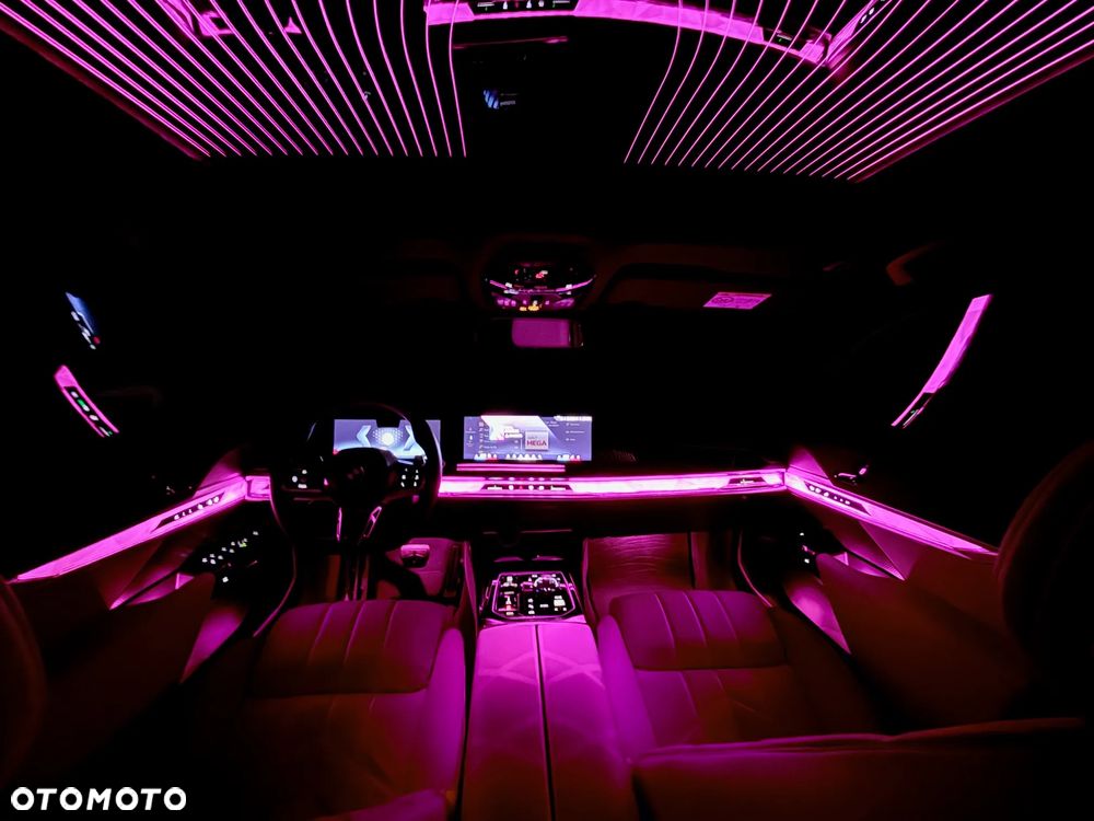 BMW Seria 7 740Ld xDrive - 33