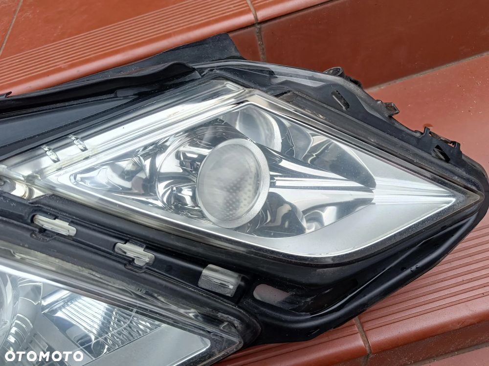 MERCEDES W212 E-KLASA LAMPA PRZÓD PRZEDNIA XENON SKRĘTNY ILS EU - 14