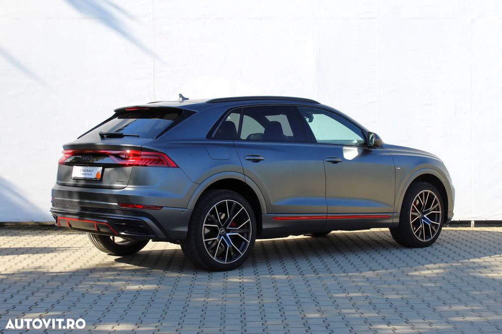 Audi Q8 55 TFSI quattro Tiptronic MHEV - 6