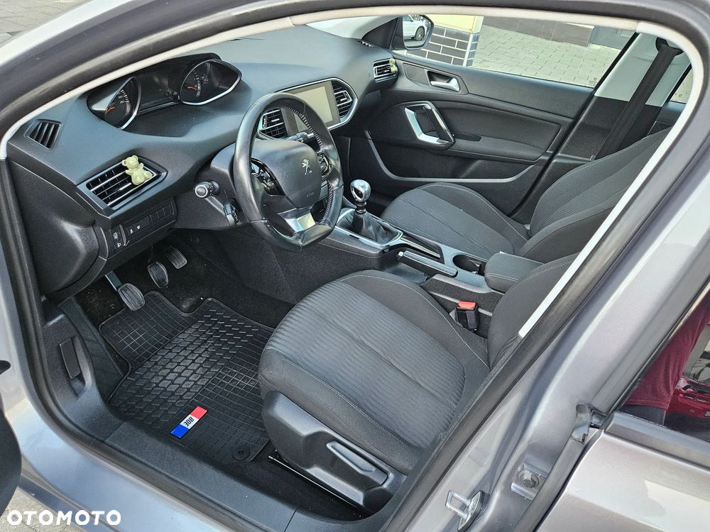 Peugeot 308 BlueHDi 120 Stop & Start Business-Line - 9