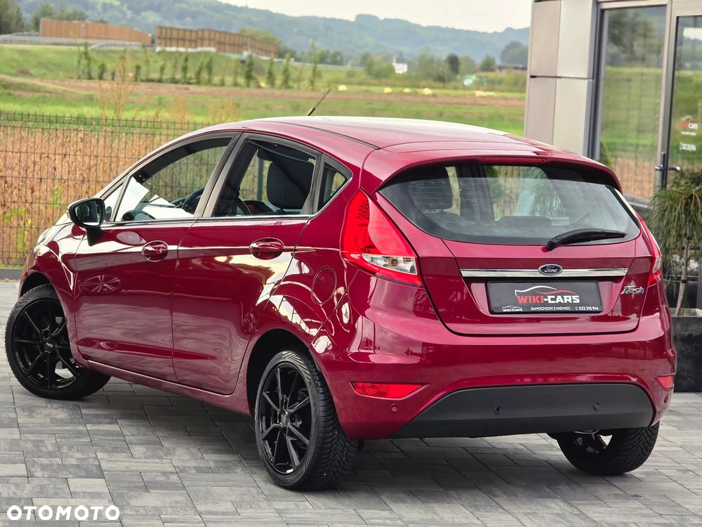 Ford Fiesta 1.4 Autom Titanium - 16