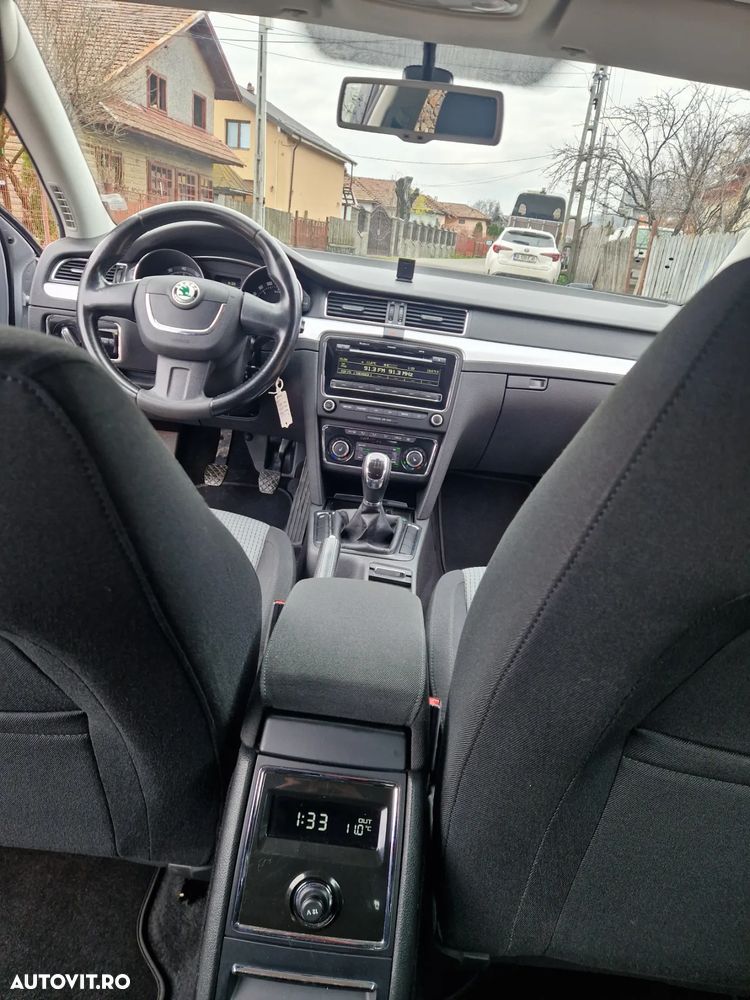 Skoda Superb 1.4 TSI Comfort - 9