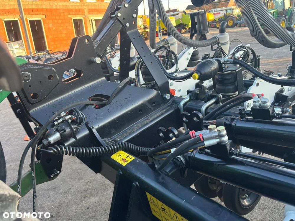 Agrisem Stripcat 10R75HD - 17