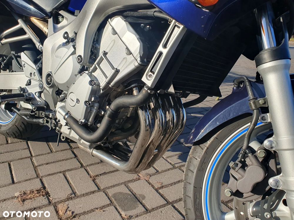 Yamaha FZ6 - 21