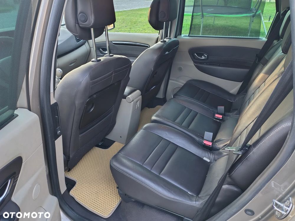 Renault Scenic dCi 130 FAP Bose Edition - 5