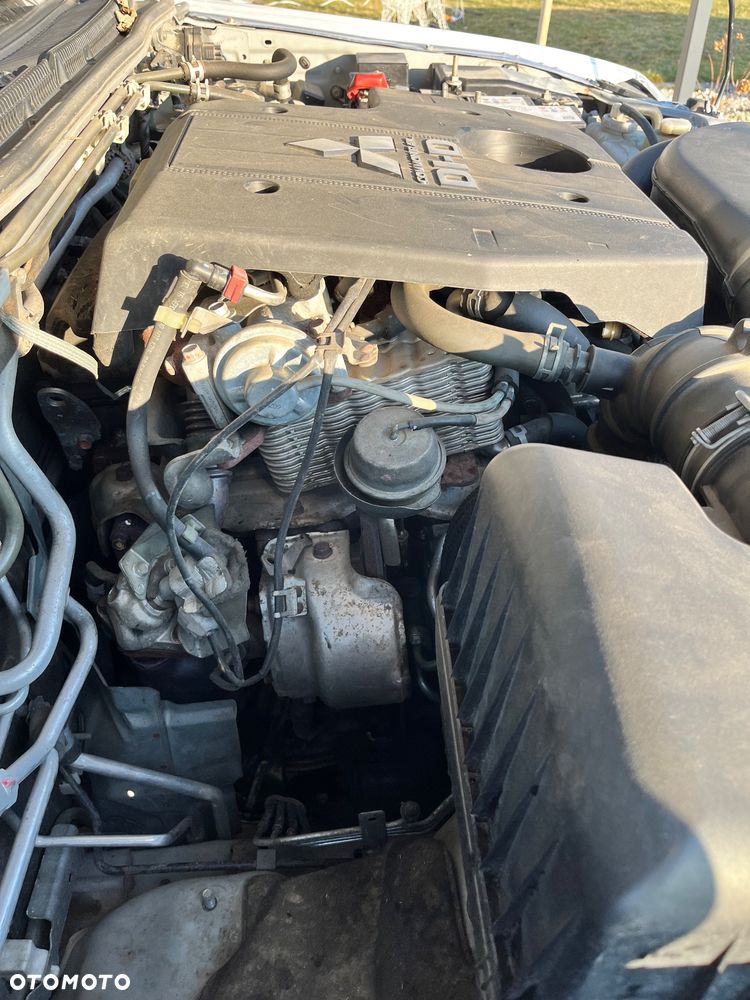 Mitsubishi Pajero 3.2 DI-D Automatik - 9