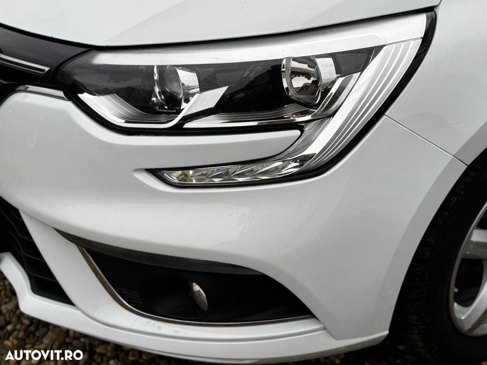 Renault Megane BLUE dCi 115 ZEN - 24