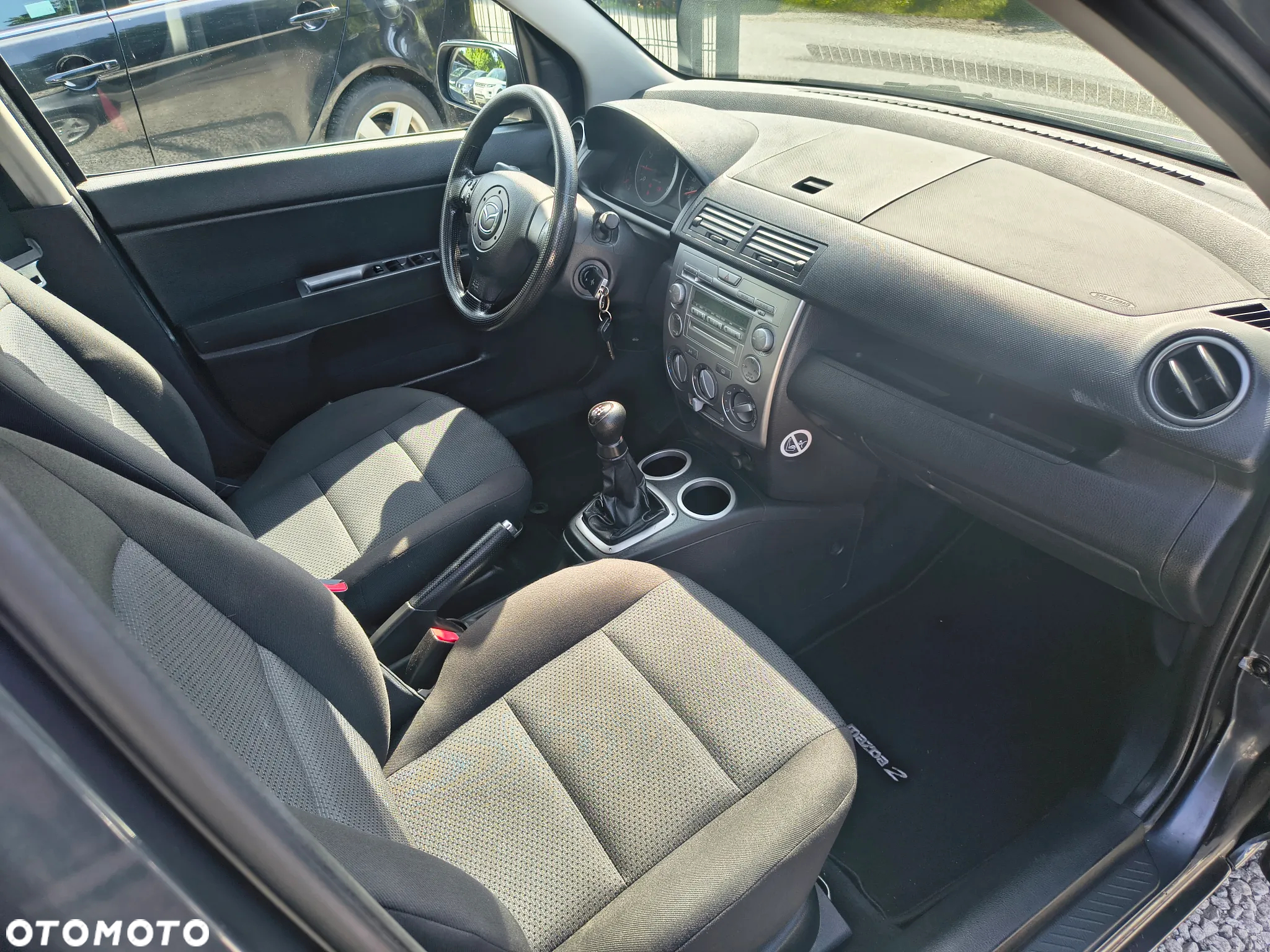 Mazda 2 1.4l Active - 27