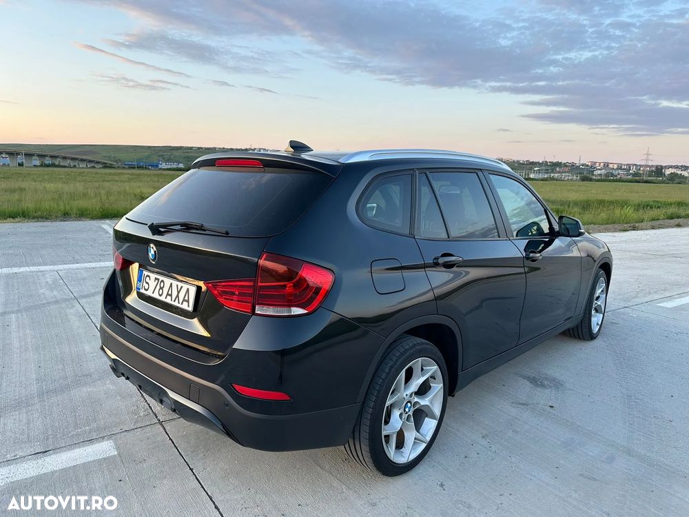 BMW X1 xDrive18d Aut. Sport Line - 3