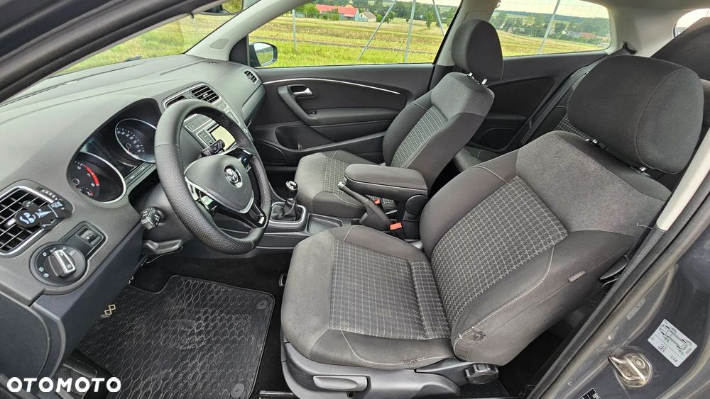 Volkswagen Polo 1.0 Comfortline - 17