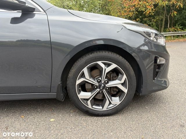 Kia Ceed 2019 photo 4