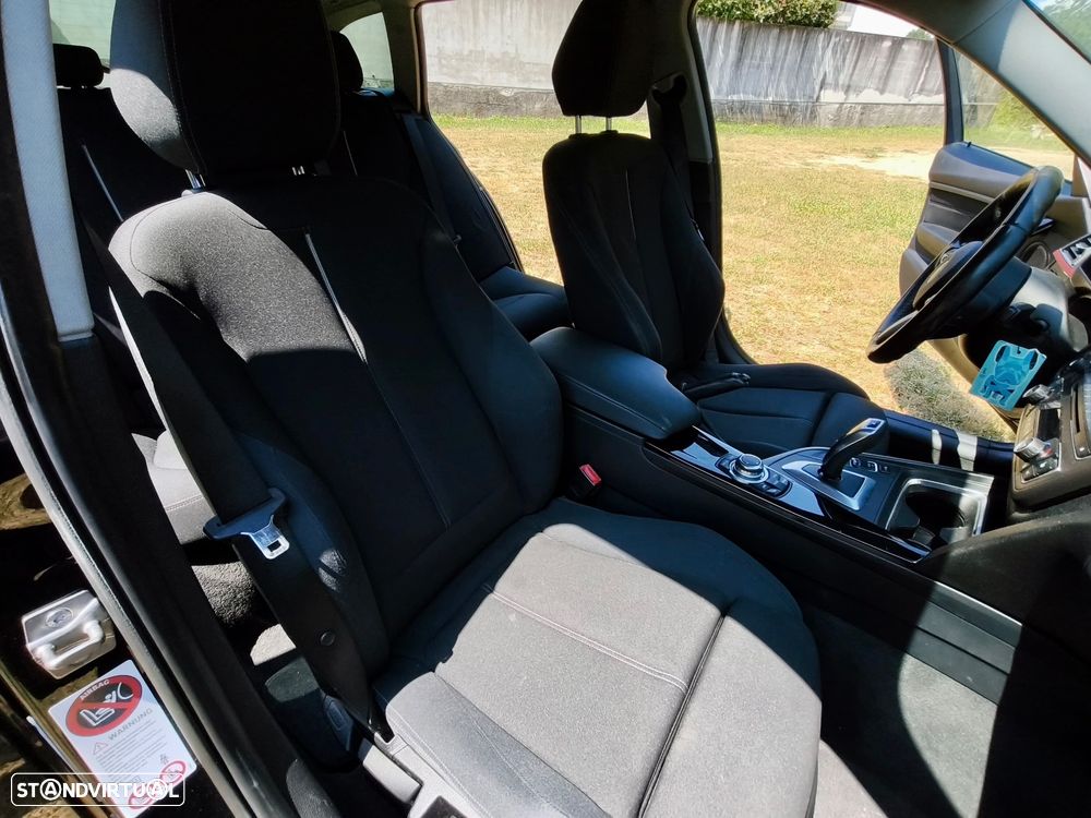 BMW 320 d Auto Pack M - 8
