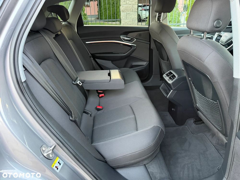 Audi e-tron 55 Quattro Advanced - 23