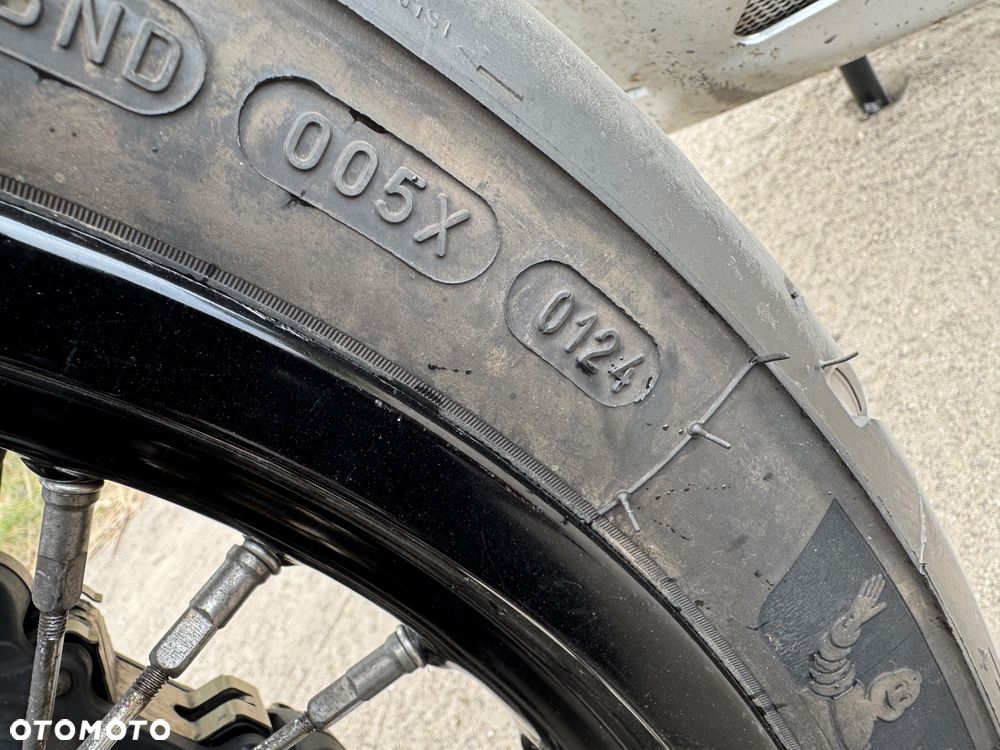 Moto Guzzi Stelvio - 17