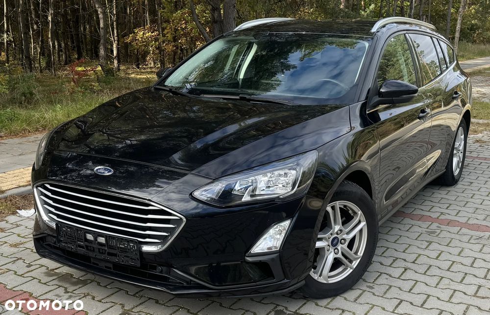 Ford Focus 1.0 EcoBoost Hybrid TITANIUM DESIGN - 2